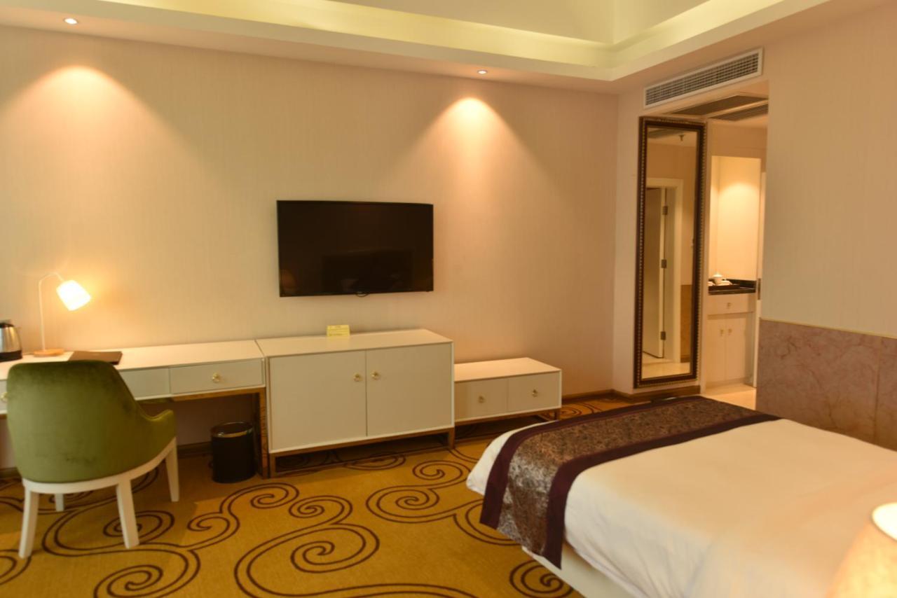 Hong Van Grand Hotel Mong Cai Εξωτερικό φωτογραφία