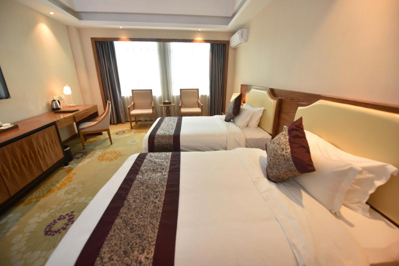 Hong Van Grand Hotel Mong Cai Εξωτερικό φωτογραφία