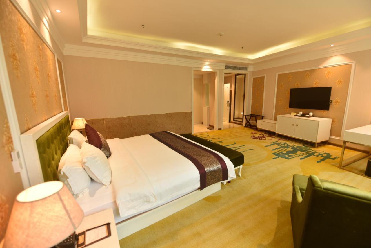 Hong Van Grand Hotel Mong Cai Εξωτερικό φωτογραφία
