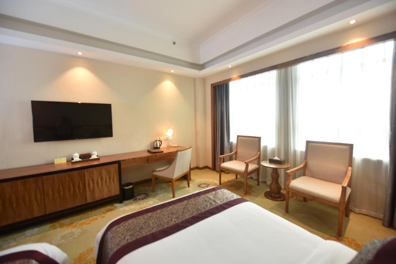 Hong Van Grand Hotel Mong Cai Εξωτερικό φωτογραφία