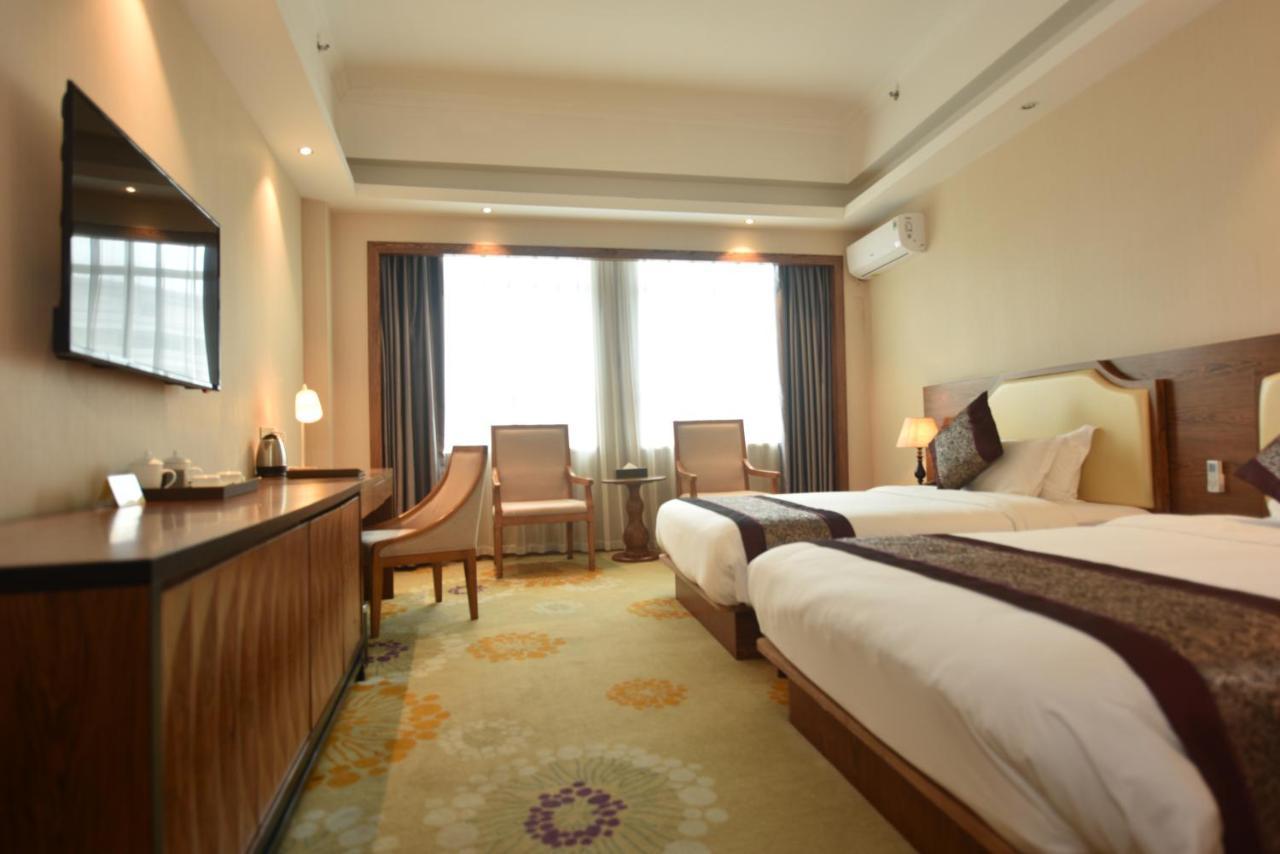 Hong Van Grand Hotel Mong Cai Εξωτερικό φωτογραφία